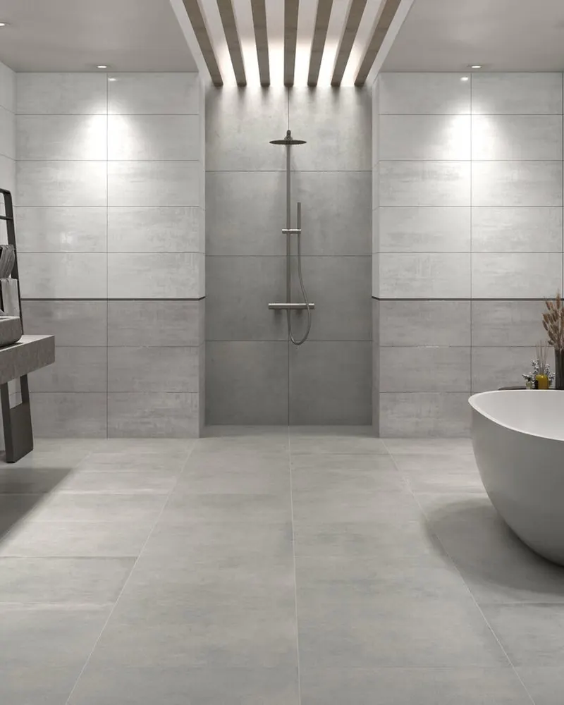 Salle de bain en faïence blanche 30 × 60 et sol gris 60 × 60
